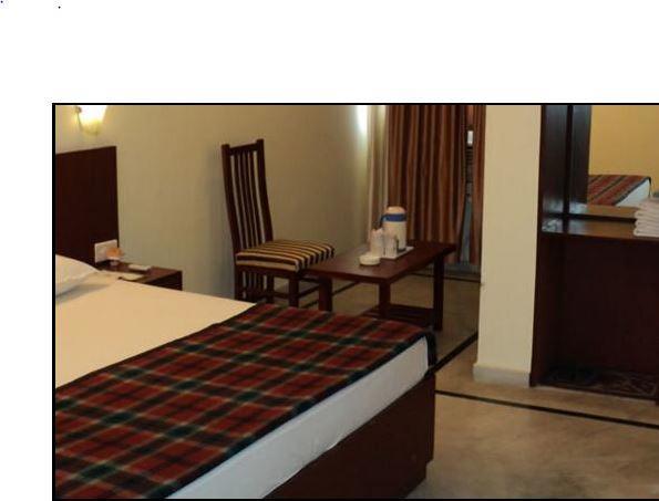 Hotel Swagat Palace 비와디 외부 사진